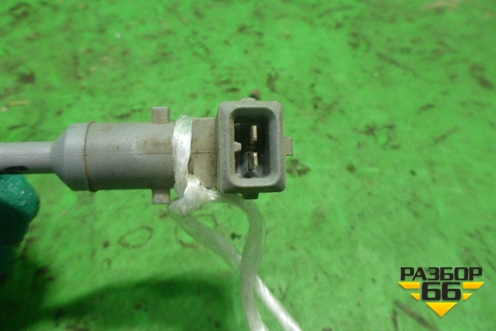 Датчик уровня жидкости в расширительном бачке (9705450124) для Mercedes Benz TRUCK Axor 2 с 2004г (Аксор)