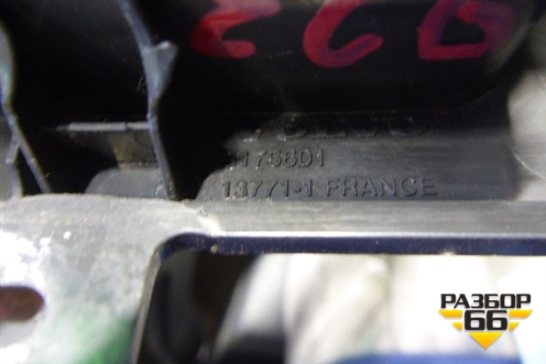 Рамка под кнопки  (3175601) для Volvo TRUCK FM с 2001-2013г (ФМ)