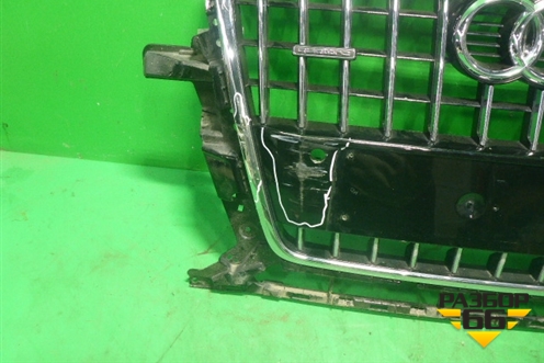 Решетка радиатора (после 2012г под парктроник) (8R0853651R) для Audi Q5 c 2008-2017г (Ку 5)