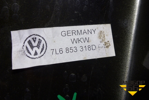 Накладка стойки (центральной правой) (7L6853318D) для Volkswagen Touareg c 2002-2010г