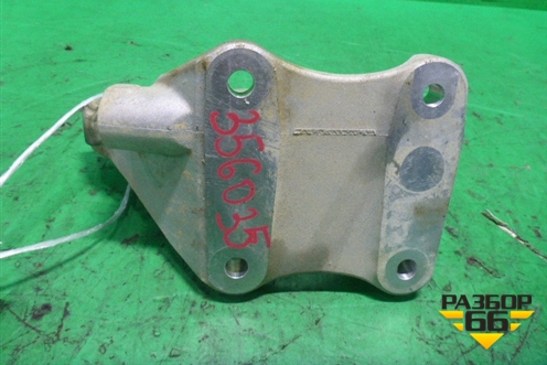 Кронштейн крепления привода (переднего 2.0л B4204T11) (31380220) для Volvo XC60 с 2008-2017г