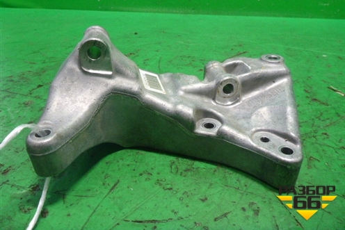 Кронштейн генератора (2.0л B4204T11) (31430702) для Volvo XC60 с 2008-2017г