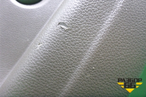 Обшивка двери задней левой под механику (94774803) для Chevrolet Cobalt с 2012г