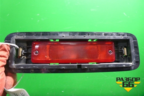 Фонарь в задний бампер центральный для Infiniti Infiniti QX56/QX80 (Z62) с 2010г (Ку икс56/80)