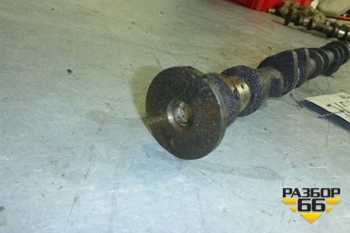 Распредвал впускной для Infiniti Infiniti QX56/QX80 (Z62) с 2010г (Ку икс56/80)