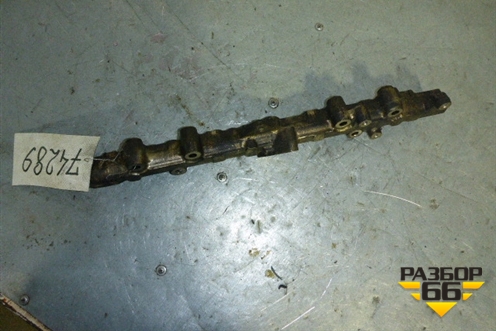 Рейка топливная рампа правая для Infiniti Infiniti QX56/QX80 (Z62) с 2010г (Ку икс56/80)