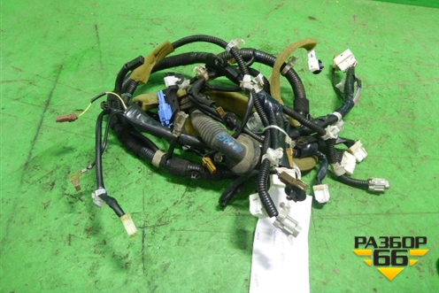 Проводка двери багажника для Infiniti Infiniti QX56/QX80 (Z62) с 2010г (Ку икс56/80)