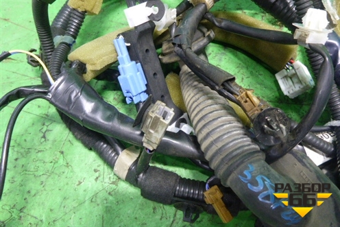 Проводка двери багажника для Infiniti Infiniti QX56/QX80 (Z62) с 2010г (Ку икс56/80)