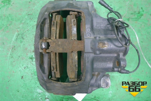 Суппорт передний правый (A9444208001) для Mercedes Benz TRUCK Axor 2 с 2004г (Аксор)