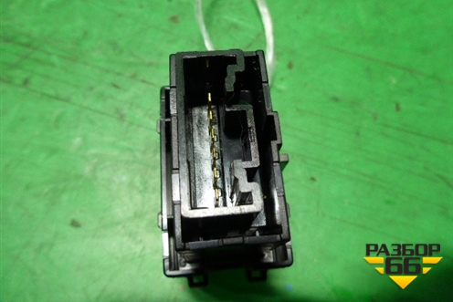 Кнопка обогрева сидений (задняя левая) для Kia Sportage с 2010-2015г (Спортеидж 3)