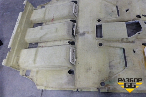 Покрытие напольное (бежевое) (5851048290A0) для Lexus RX 300 c 2009-2015г (РХ)