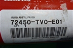 Накладка стекла переднего левого (новый) (72450TV0E01) для Honda Civic 5D с 2012г
