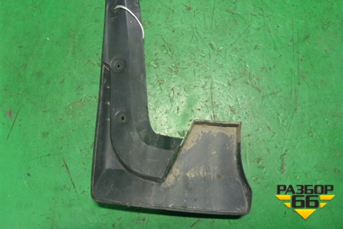 Брызговик задний правый (после 2015г) (7662542150) для Toyota Rav-4 с 2012-2019г (Рав 4)