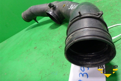 Патрубок воздушного фильтра (4.2л BAR) (7L6129627G) для Volkswagen Touareg c 2002-2010г (Туарег)