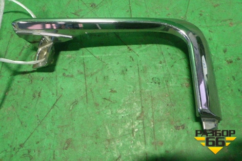 Накладка ПТФ левая (после 2015г верхняя) (5212660130) для Toyota Land Cruiser (200) с 2008г (Ленд Крузер)