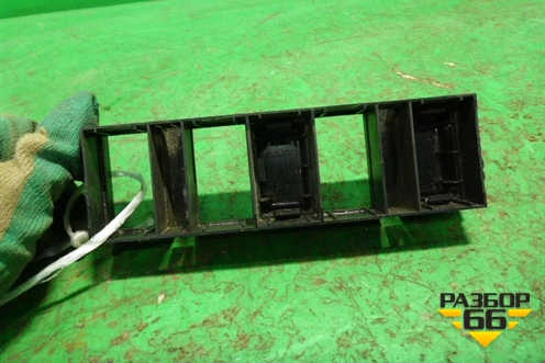 Рамка под кнопки  (20398648) для Volvo TRUCK FM с 2001-2013г (ФМ)