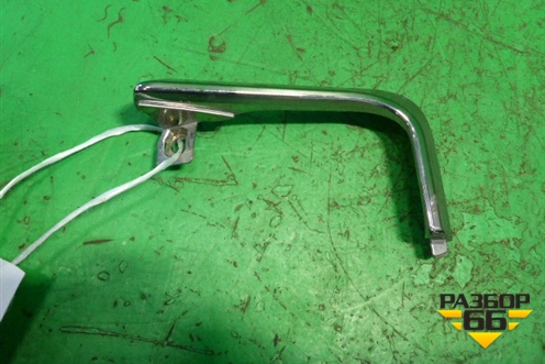 Накладка ПТФ левая (после 2015г верхняя) (5212660130) для Toyota Land Cruiser (200) с 2008г (Ленд Крузер)