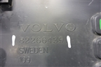 Заглушка решетки радиатора  (левая верхняя) (82266439) для Volvo  TRUCK FM с 2001-2013г