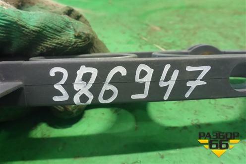 Кронштейн солнцезащитного козырька (81637350029) для MAN  TGX с 2007г