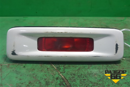 Фонарь в задний бампер центральный для Infiniti Infiniti QX56/QX80 (Z62) с 2010г (Ку икс56/80)