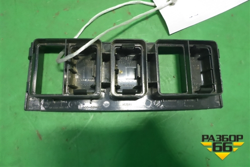 Рамка под кнопки  (3175616) для Volvo TRUCK FM с 2001-2013г (ФМ)