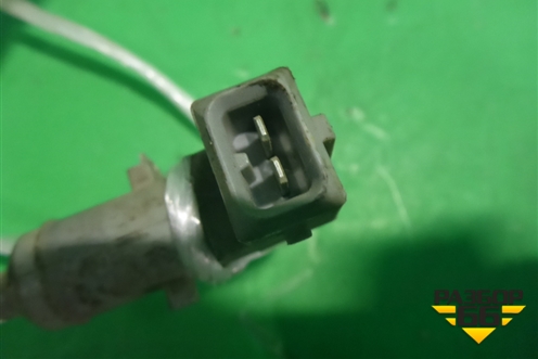 Датчик уровня жидкости в расширительном бачке (9705450124) для Mercedes Benz TRUCK Axor 2 с 2004г (Аксор)