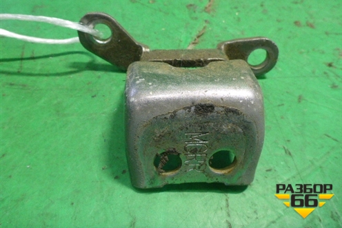 Петля двери задней правой верхняя (67910SMGE01ZZ) для Honda Civic 5D с 2006-2012г