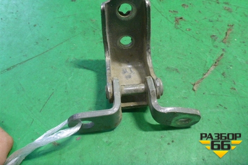 Петля двери задней правой нижняя (67920SMGE01ZZ) для Honda Civic 5D с 2006-2012г