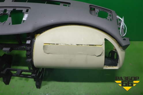 Торпедо под AIR BAG без AIR BAG (682003ZD0A) для Nissan Patrol (Y62) с 2010г (Патрол)