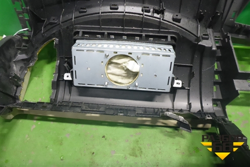 Торпедо под AIR BAG без AIR BAG (682003ZD0A) для Nissan Patrol (Y62) с 2010г (Патрол)