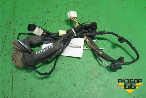 Проводка двери передней правой (MN151097) для Mitsubishi Lancer-9  с 2003-2008г (Лансер)