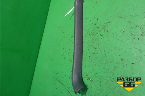 Обшивка двери багажника (верхняя левая) (6793842010) для Toyota Rav-4 с 1994-2000г (Рав 4)