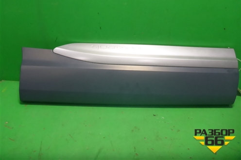 Накладка двери задней правой (новая) (4M0853970B) для Audi Q7 c 2015г (Ку 7)