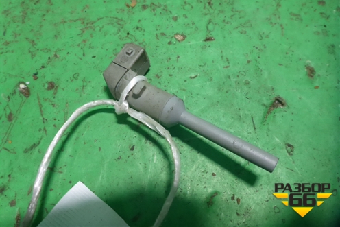 Датчик уровня жидкости в расширительном бачке (9705450124) для Mercedes Benz TRUCK Axor 2 с 2004г (Аксор)