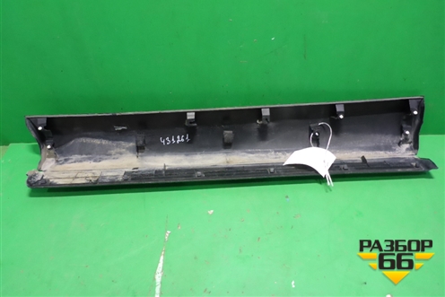 Накладка двери передней правой (после 2015г) (7507342020) для Toyota Rav-4 с 2012-2019г (Рав 4)