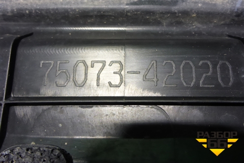 Накладка двери передней правой (после 2015г) (7507342020) для Toyota Rav-4 с 2012-2019г (Рав 4)