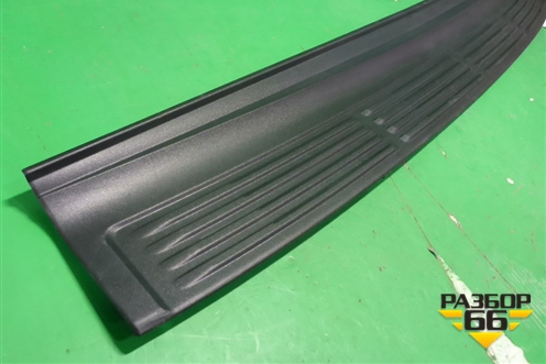 Накладка заднего бампера (После 2015г) (5216260110) для Toyota Land Cruiser (200) с 2008г (Ленд Крузер)