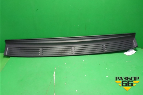 Накладка заднего бампера (После 2015г) (5216260110) для Toyota Land Cruiser (200) с 2008г (Ленд Крузер)