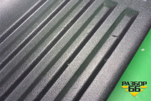 Накладка заднего бампера (После 2015г) (5216260110) для Toyota Land Cruiser (200) с 2008г (Ленд Крузер)