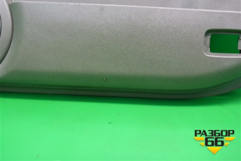 Обшивка двери передней правой под электрику (809008H300) для Nissan X-Trail (Т30) с 2000-2007г (Хтраил)