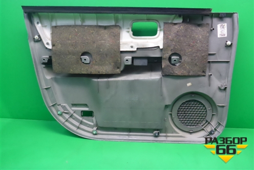 Обшивка двери передней правой под электрику (809008H300) для Nissan X-Trail (Т30) с 2000-2007г (Хтраил)