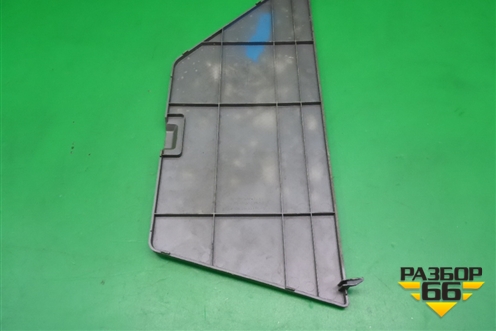 Пол багажника (правая крышка) (849B68H300) для Nissan X-Trail (Т30) с 2000-2007г (Хтраил)