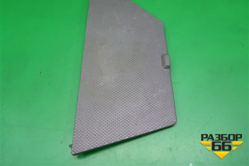 Пол багажника (правая крышка) (849B68H300) для Nissan X-Trail (Т30) с 2000-2007г (Хтраил)