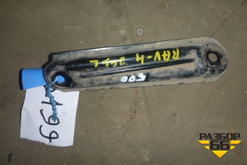 Кронштейн задней балки левый для Toyota Rav-4 с 2006-2013г (Рав 4)