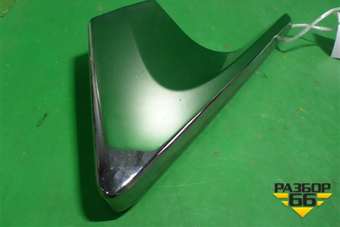 Накладка ПТФ левая (после 2015г нижняя) (5212860200) для Toyota Land Cruiser (200) с 2008г (Ленд Крузер)