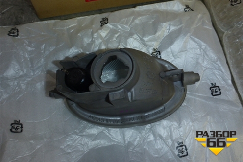 Фара противотуманная правая (после 2005 новая 33901SEAG01) (33901SEAG01) для Honda Accord(CL-CM) с 2003-2007г
