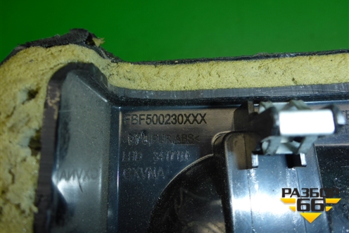 Накладка на торпедо (правая) (FBF500230) для Land Rover Discovery 3 с 2004-2009г (Дискавери)