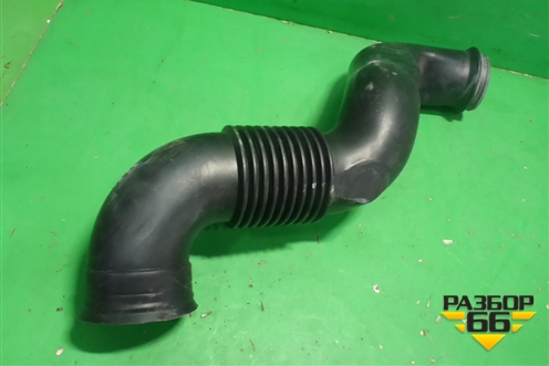 Патрубок воздушного фильтра (A0000949308) для Mercedes Benz Sprinter W901-905 с 1995-2006г