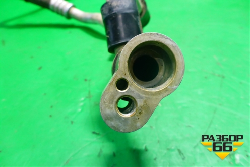 Трубка кондиционера (7L6820017C) для Volkswagen Touareg c 2002-2010г (Туарег)