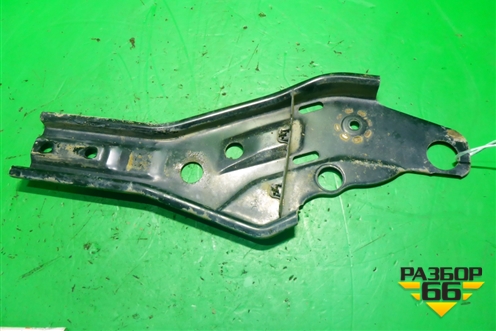 Кронштейн подрамника правый (6249025030) для Hyundai Aсcent с 2000г (Акцент)